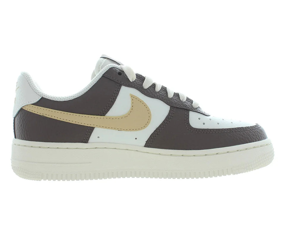 Nike Air Force 1 07 Womens Shoes